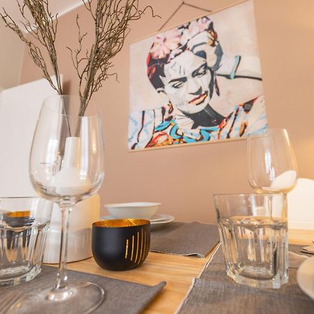 Bautzen Living Appartement - Zentrumslage Parkplatz Babybett Exterior foto