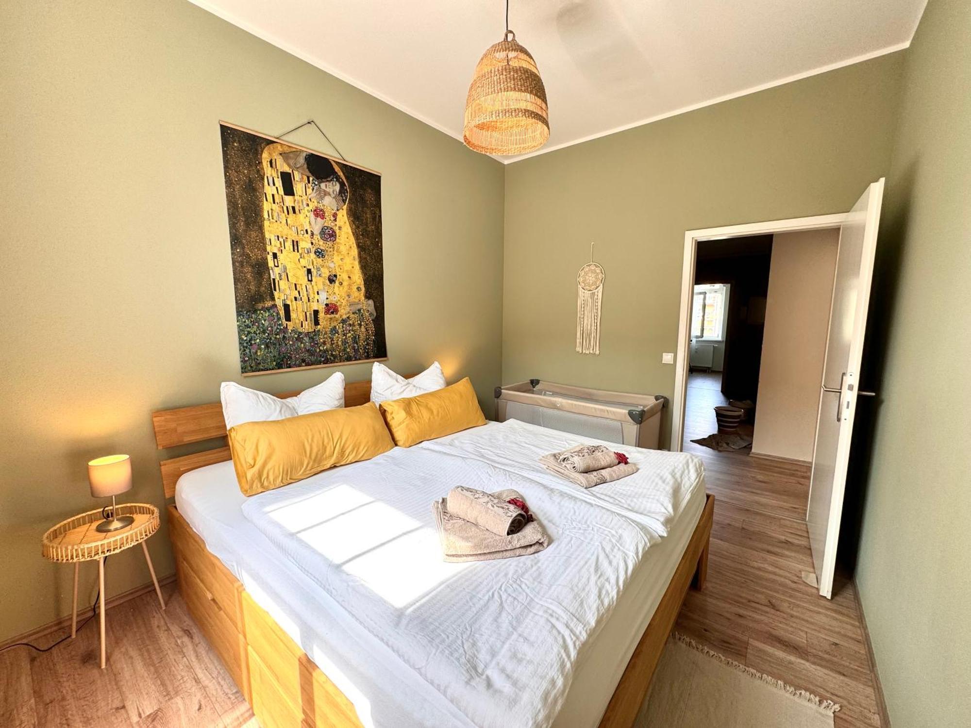 Bautzen Living Appartement - Zentrumslage Parkplatz Babybett Exterior foto