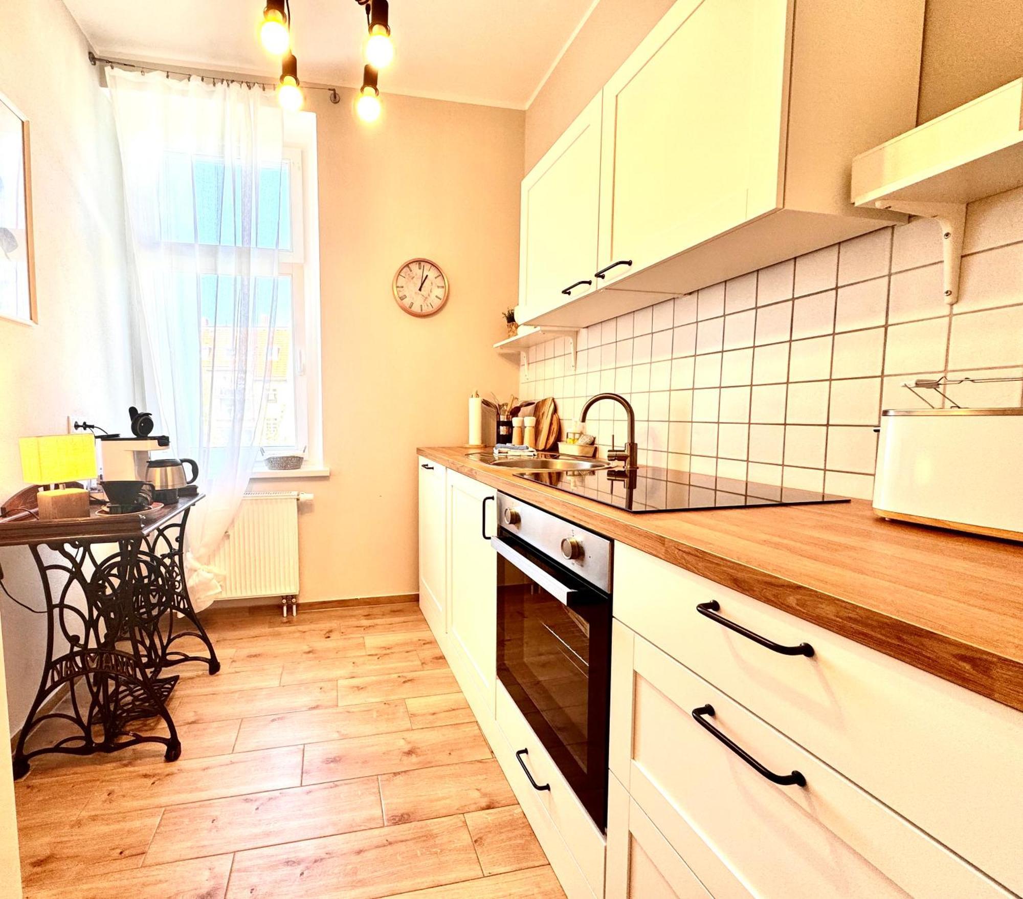 Bautzen Living Appartement - Zentrumslage Parkplatz Babybett Exterior foto
